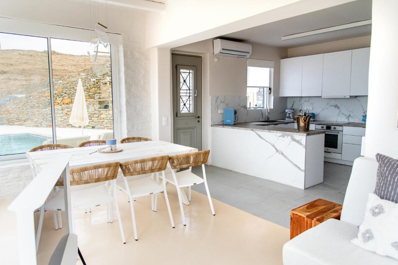 Luxurious Villa Lune With A Swimming Pool And A Fantastic Sea And Sunset View Ioulis Экстерьер фото