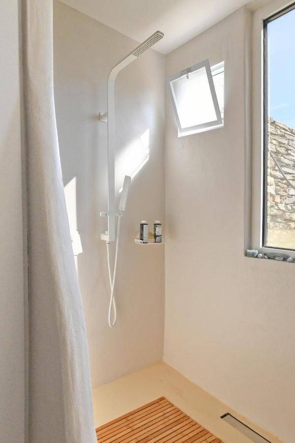 Luxurious Villa Lune With A Swimming Pool And A Fantastic Sea And Sunset View Ioulis Экстерьер фото